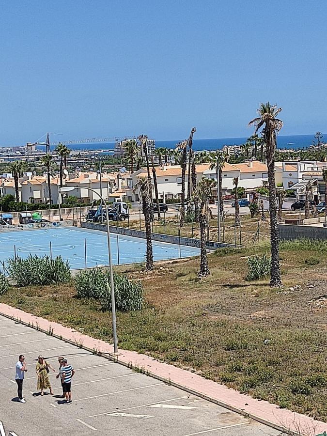 Confortable Apartamento Con Vistas Al Mar Torrevieja Exterior foto